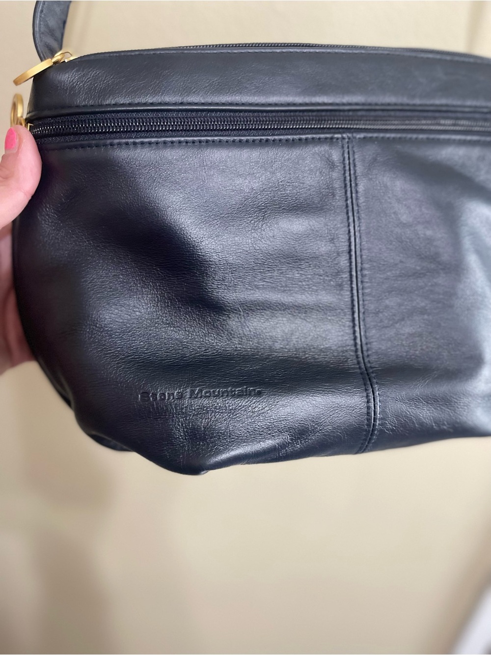 Stone Mountain Accessories Black Leather Crossbody Bag with Gold Hardware